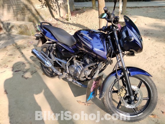 Bajaj pulser royal blue 2018